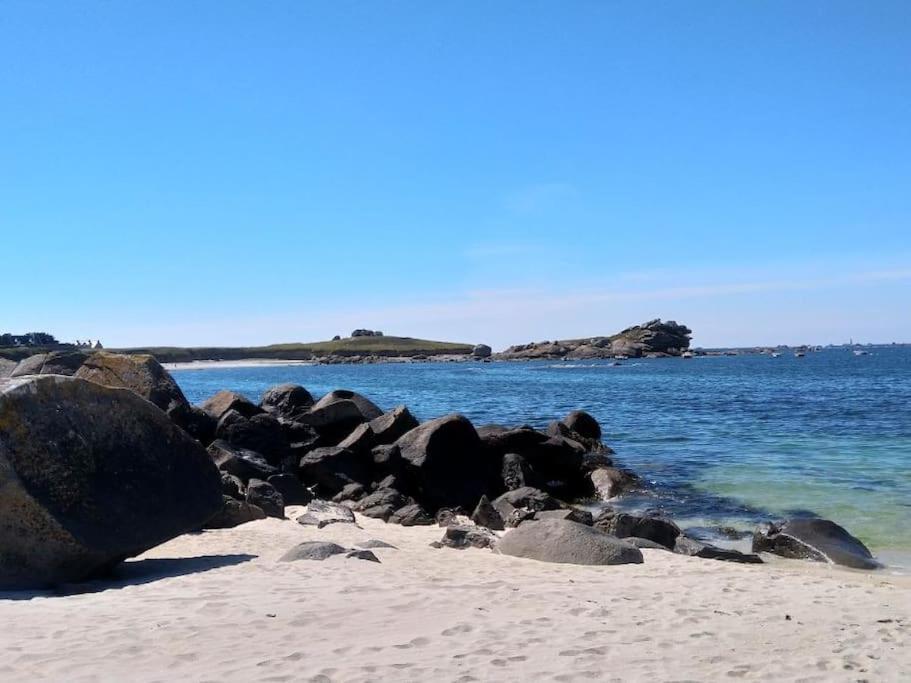 Gite Kerbourc'H Charmant Et Confortable, Mer Et Plages A 3Km, Ploudalmezeau ภายนอก รูปภาพ